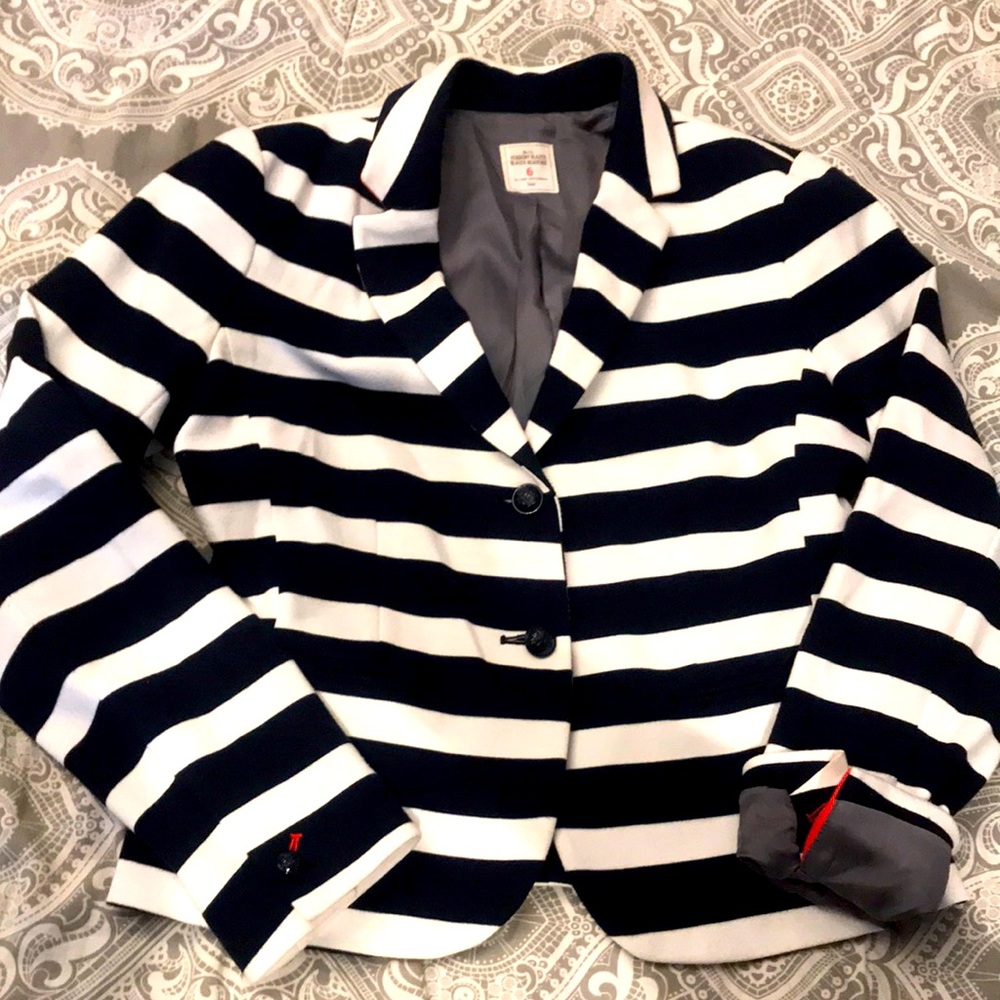 GAP Academy Blazer. Worn once. Size small. Navy and white. Classic jacket lined